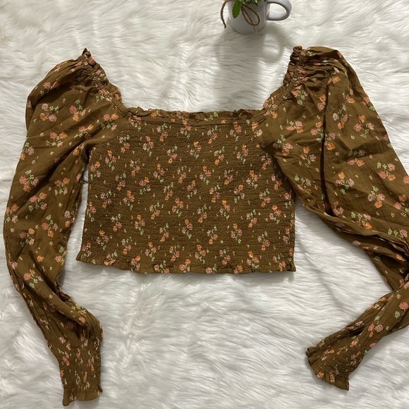 Aerie Floral Puff Sleeve Blouse in Brown - Picture 4 of 5